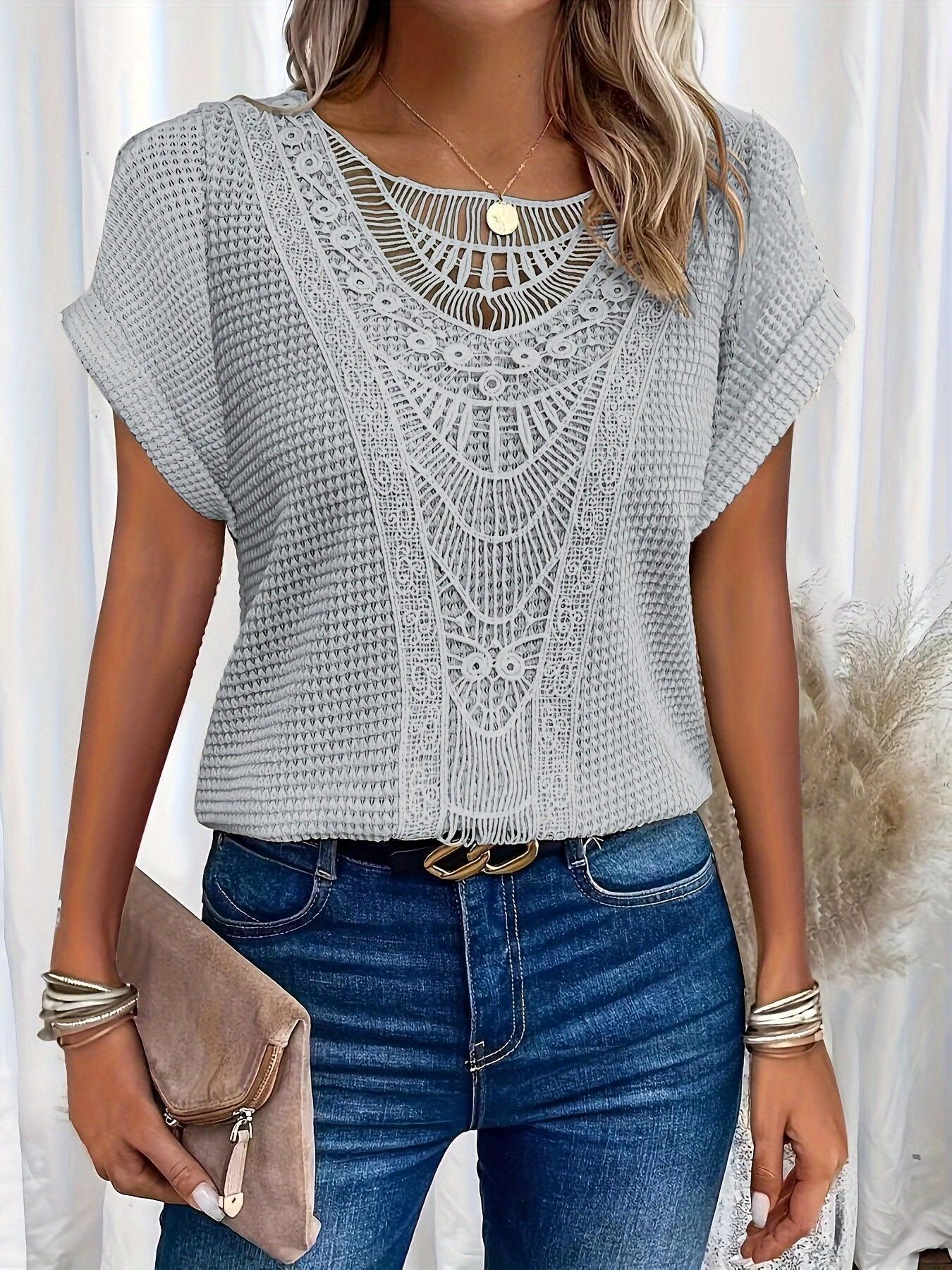 Beautifully Detailed Knitted Top - Image 17