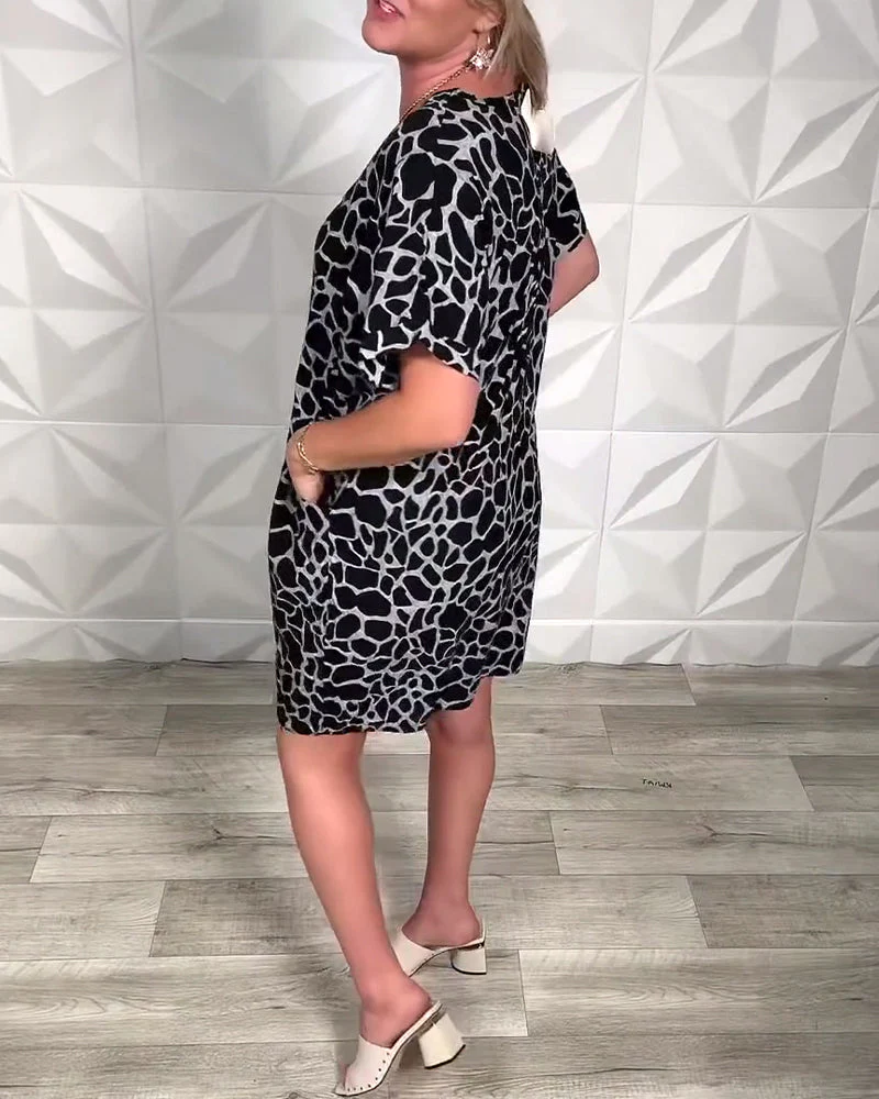 Casual Printed Crew Neck Dress - Image 10