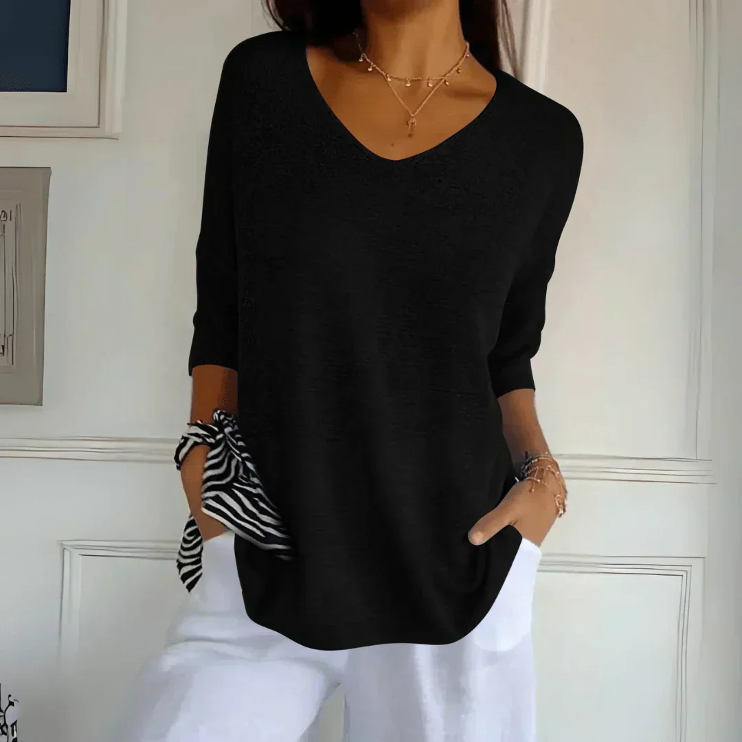 Chic Knitted Top with Soft Texture - Image 8