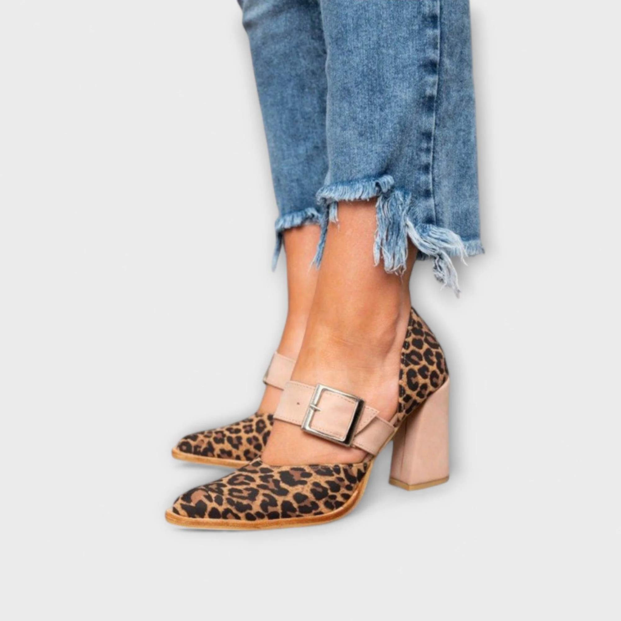 Chic Leopard Print Block Heel - Image 4