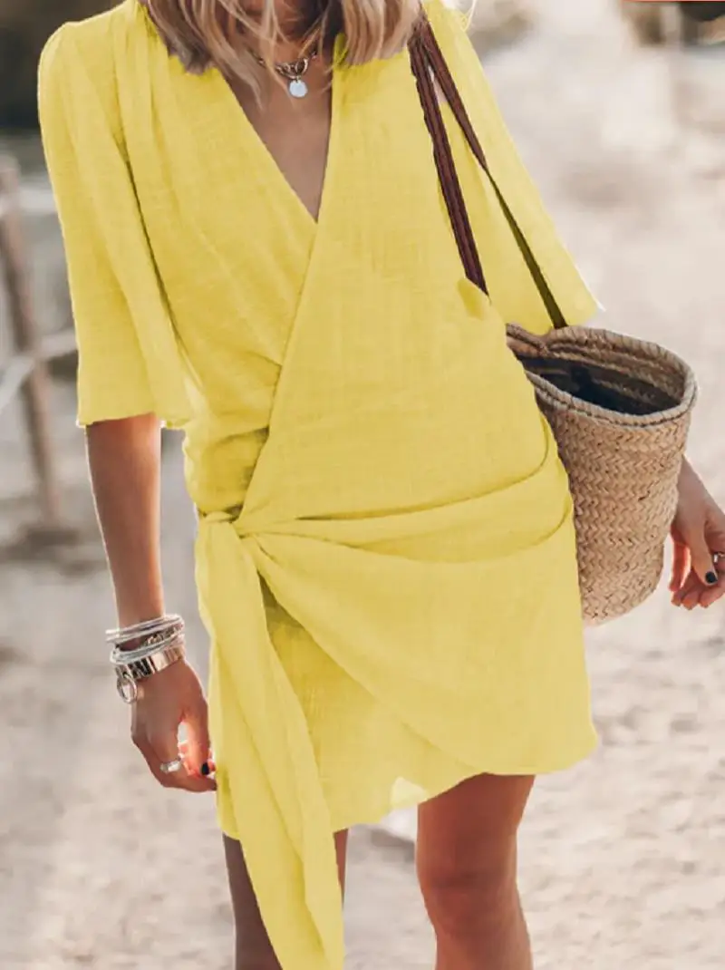 Chic Linen Dress with Classic V-Neck Cut - Image 17