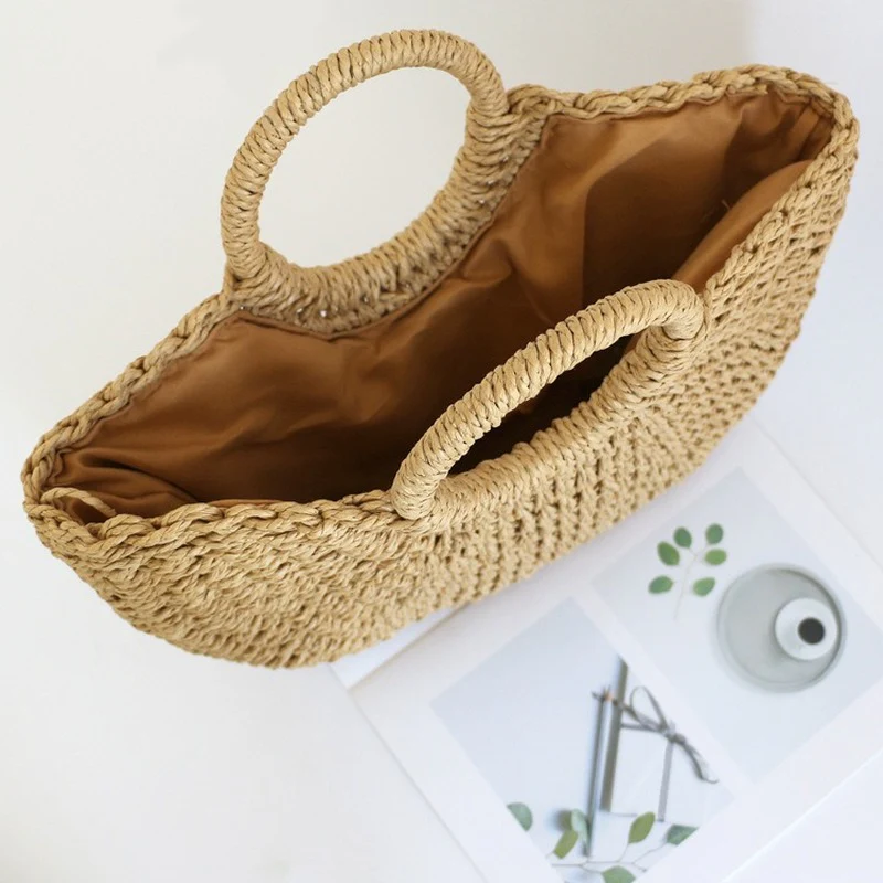 Chic Straw Bag with Handwoven Texture - Image 10
