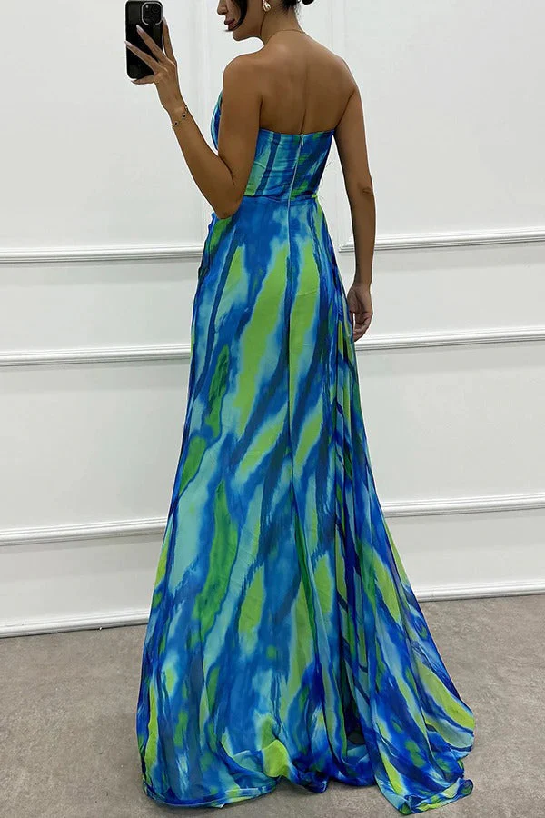 Chic Vibrant Patterned Maxi Dress - Image 17