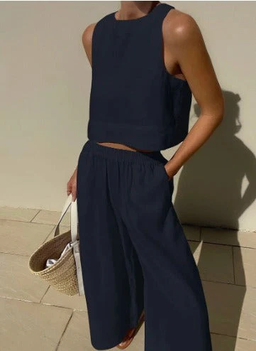 Classic Two Piece Set – Drapey, Elevated Essential for Workday Comfort and City Weekend Style - Image 4