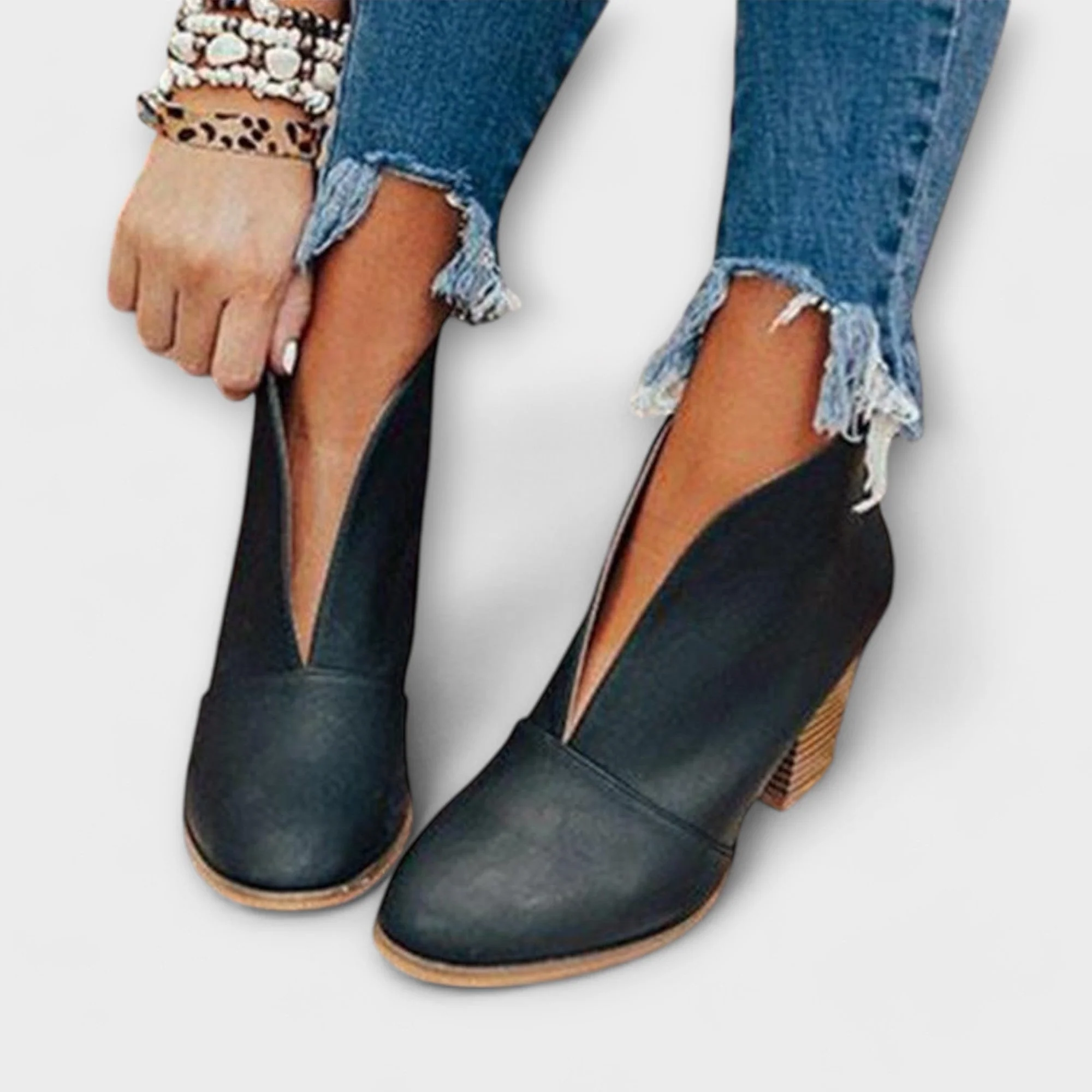 Elegant Ankle Boots for Every Day - Image 3