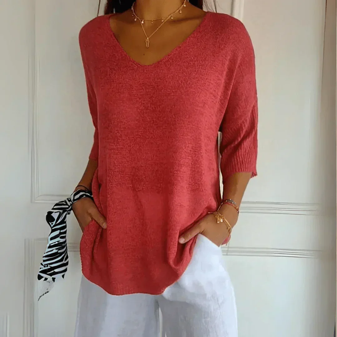 Elegant Blouse with a Relaxed Silhouette - Image 2