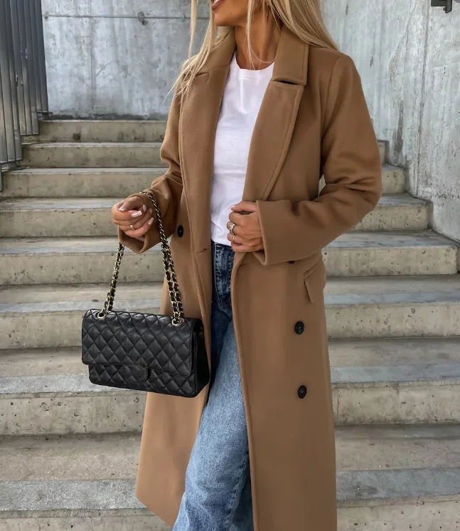 Elegant Double-Breasted Wool Coat - Image 14