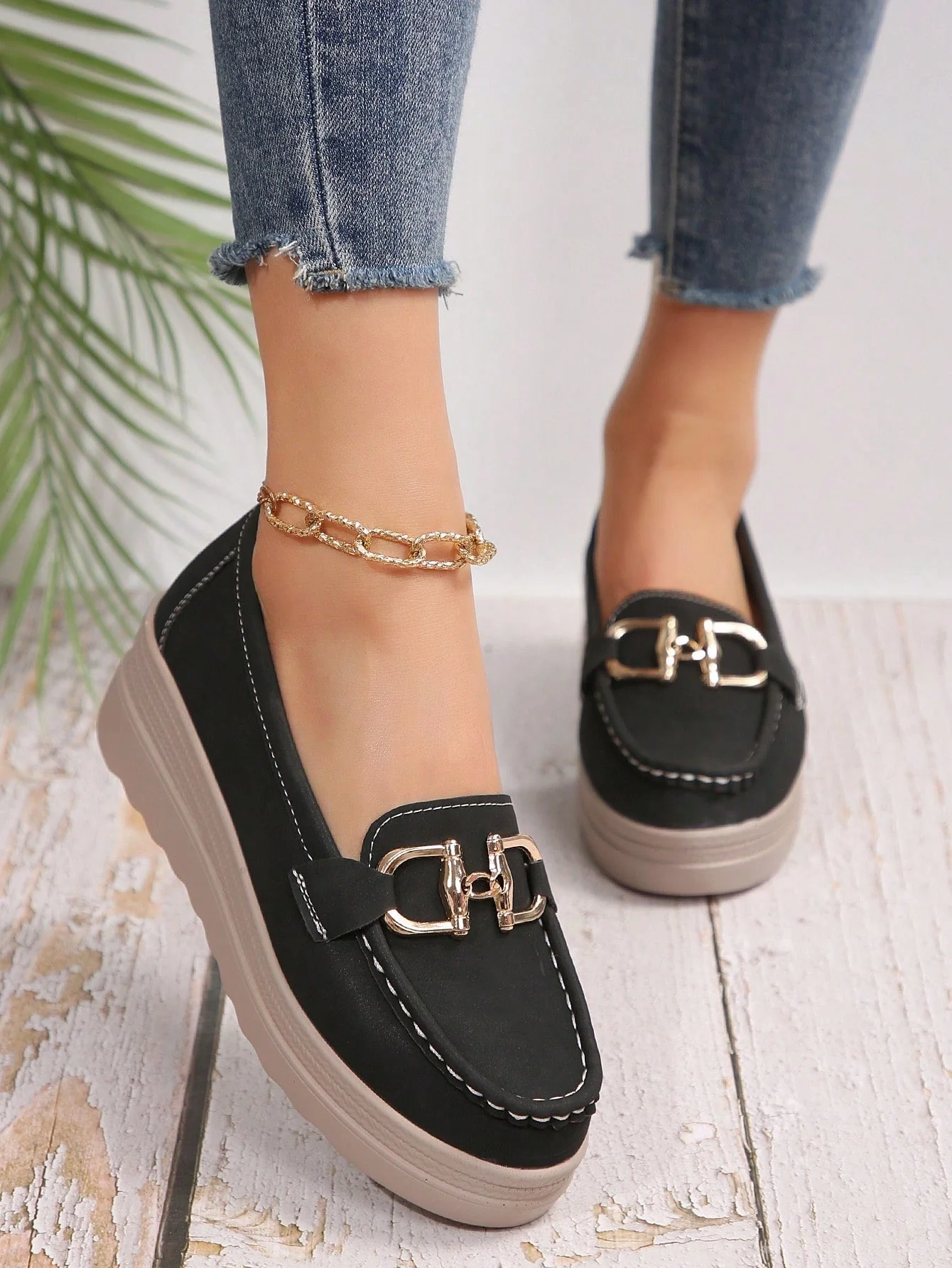 Elegant Flat Loafers with Buckle Design - Image 8