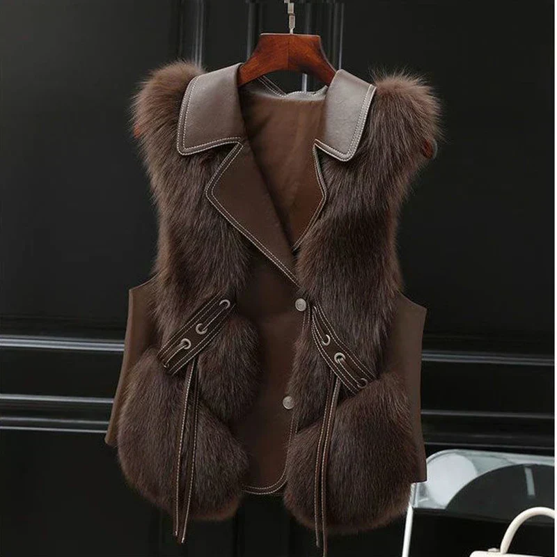Elegant Layered Collar Fur Vest - Image 5