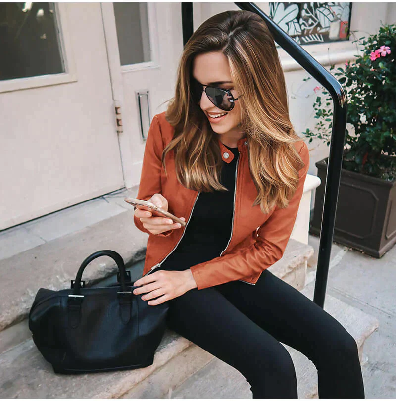 Elegant Leather Jacket with Custom Fit Feel - Image 15