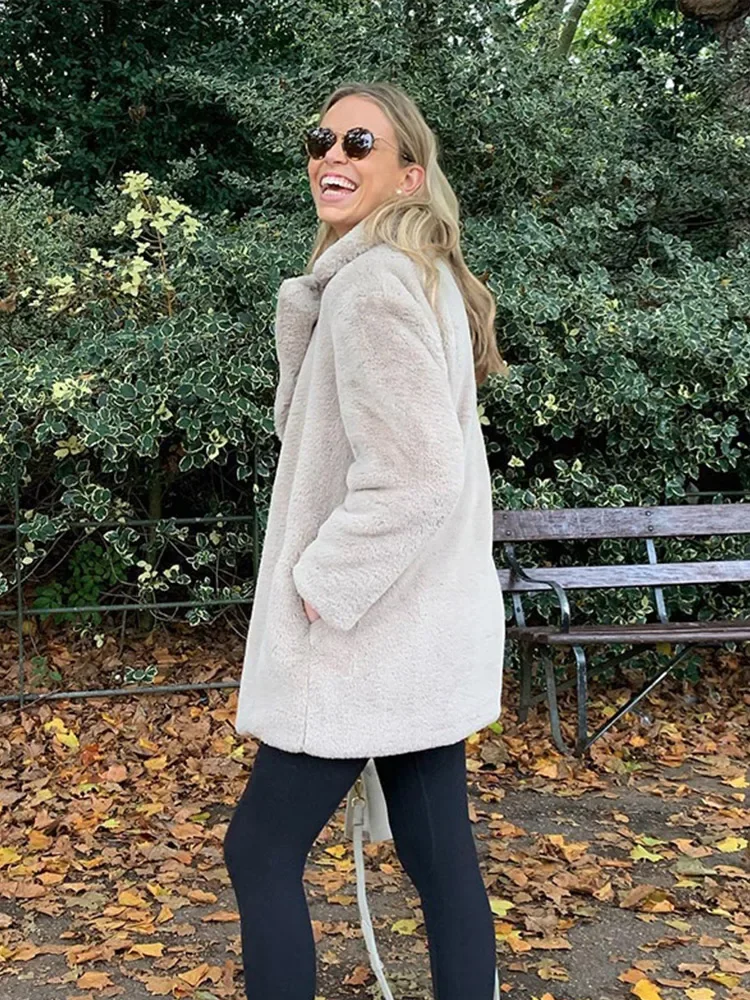 Elegant Long Faux Fur Coat Women - Image 4