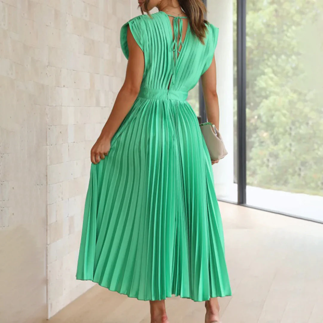 Elegant Maxi Dress With Flair - Image 33