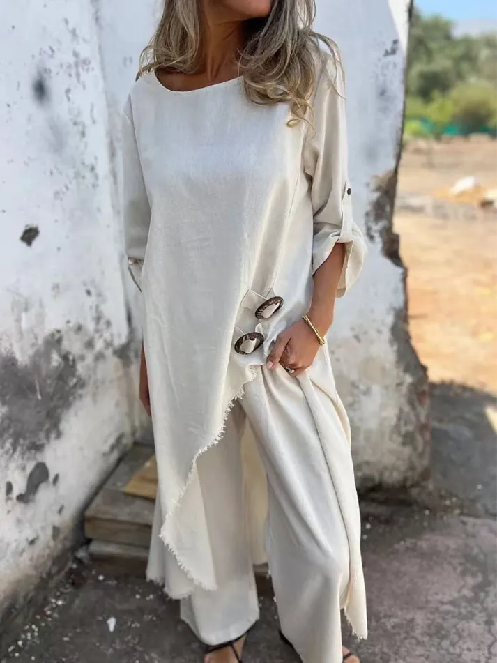 Chic V-Neck Flowy Midi Dress - Image 11