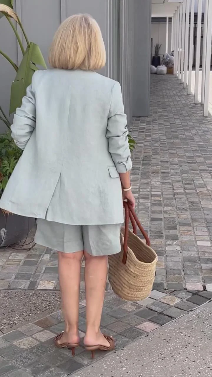 Elegant Suit Shorts Two-Piece Set - Image 8