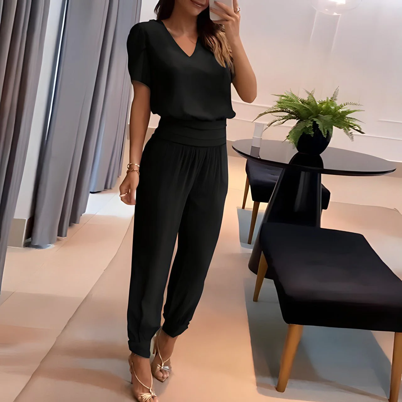 Elegant Top and Trousers Set – Flowy Staple for Relaxed Elegance - Image 8