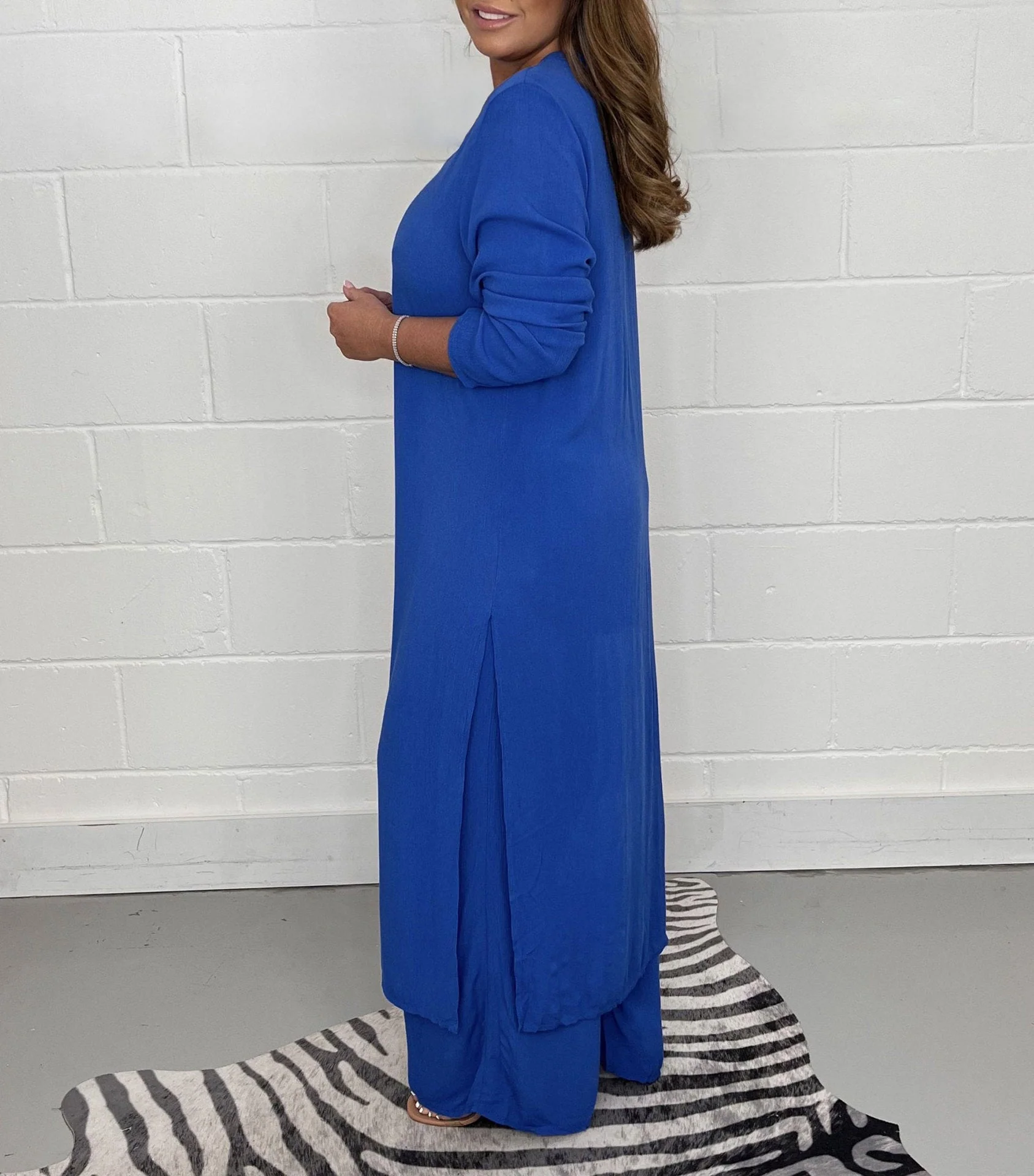 Elegant V-Neck Split Luxe Dress - Image 61