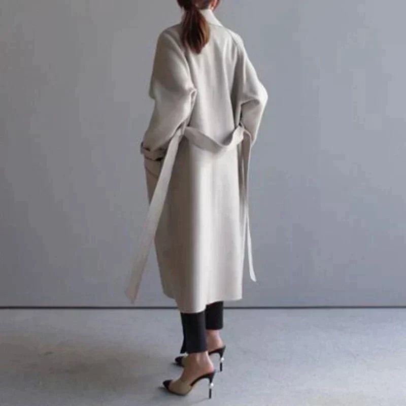 Elegant Winter Coat for Women - Image 5