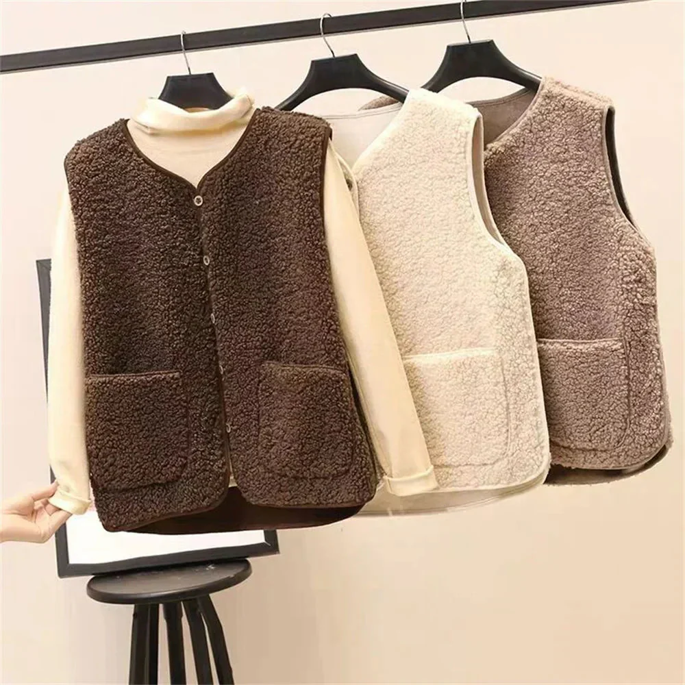 Faye Timeless Vest for Effortless Layering - Image 5