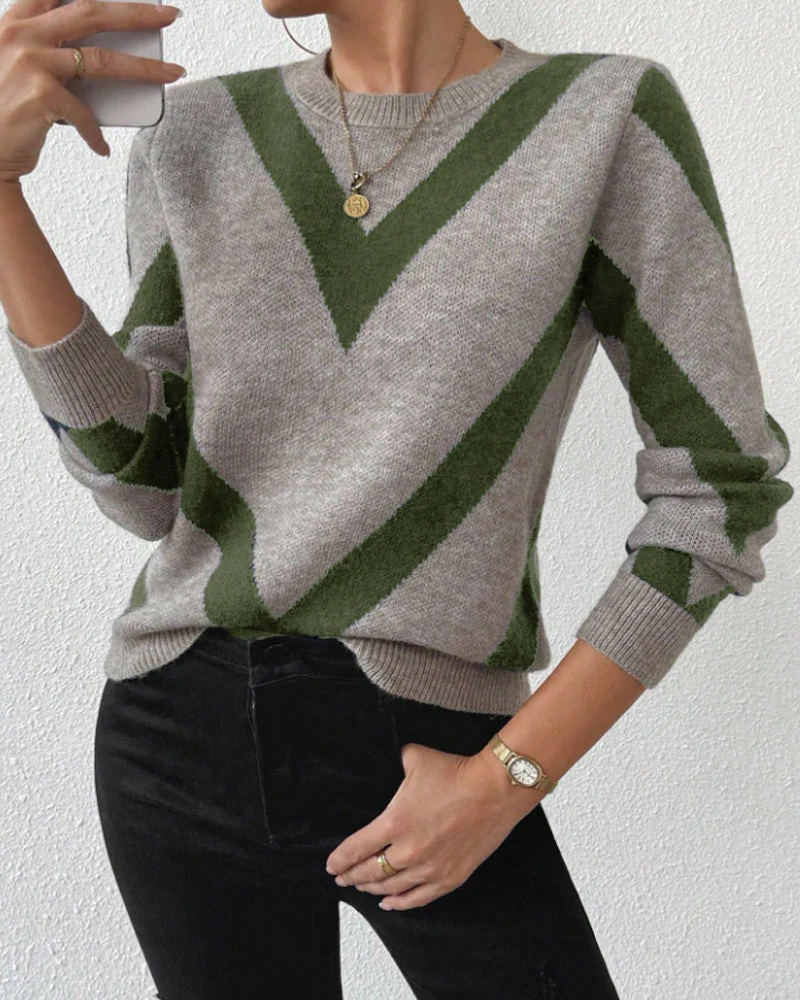 Geometric-Print Crew Neck Sweater - Image 26