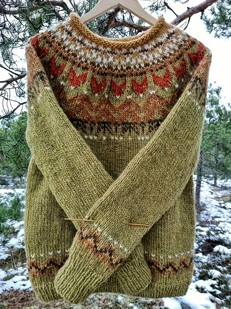Traditional Icelandic Knit Lopapeysa Sweater - Image 5