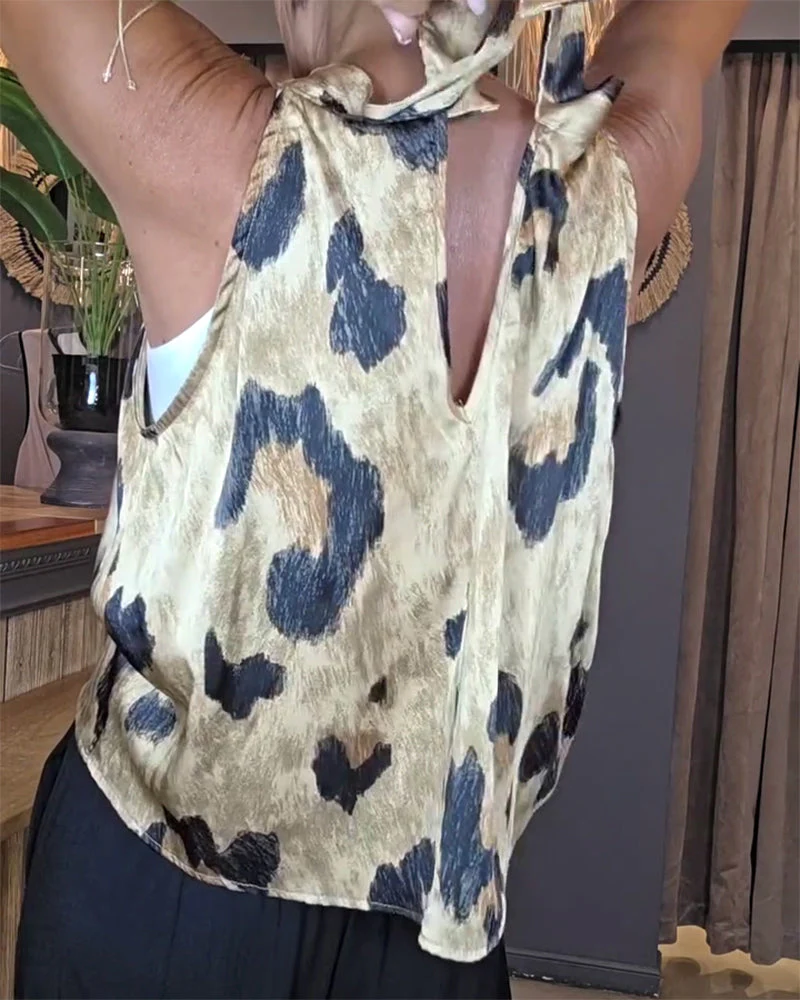 Leopard Print Crew Neck Tank Top - Image 2