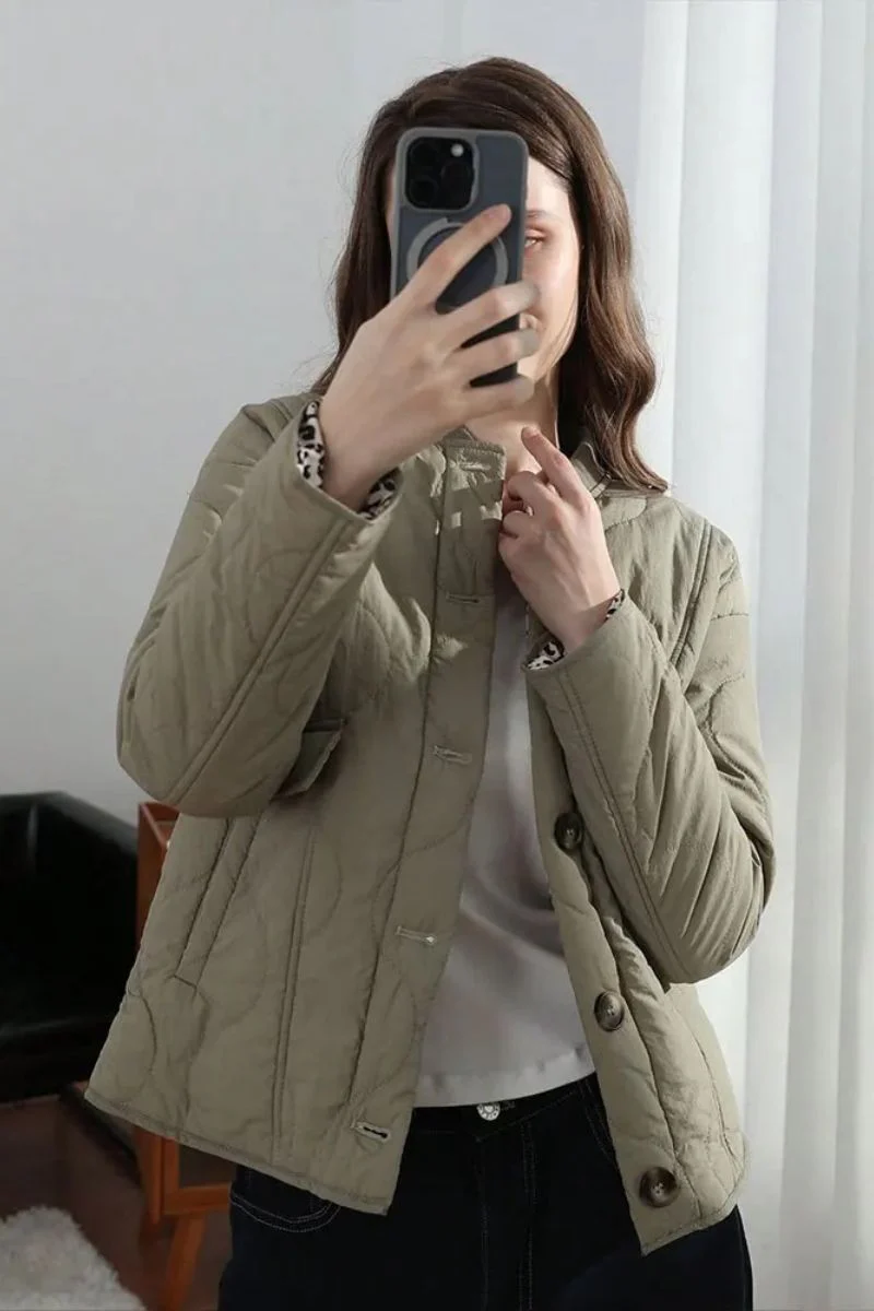 Lightweight Quilted Fit Jacket Wear - Image 13