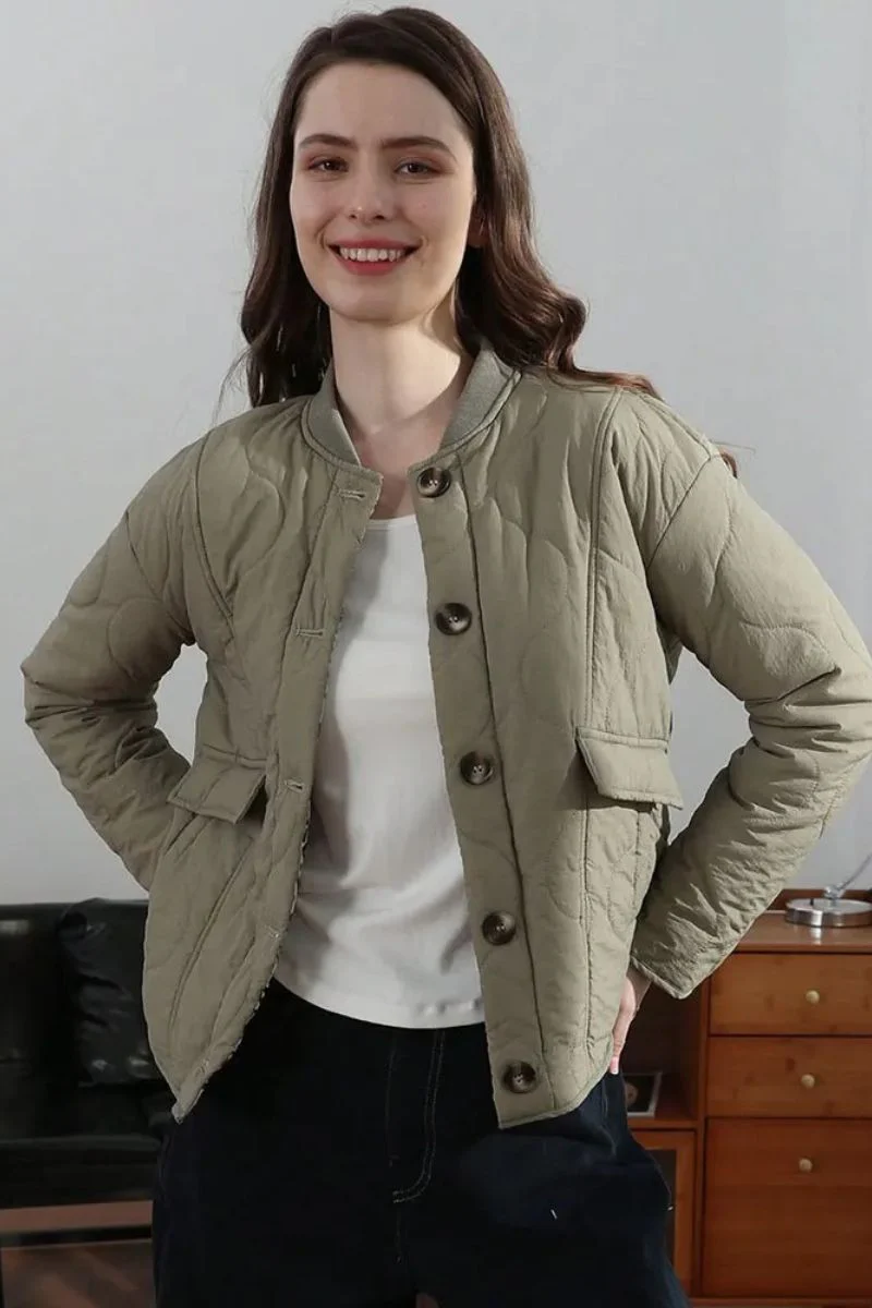 Lightweight Quilted Fit Jacket Wear - Image 14