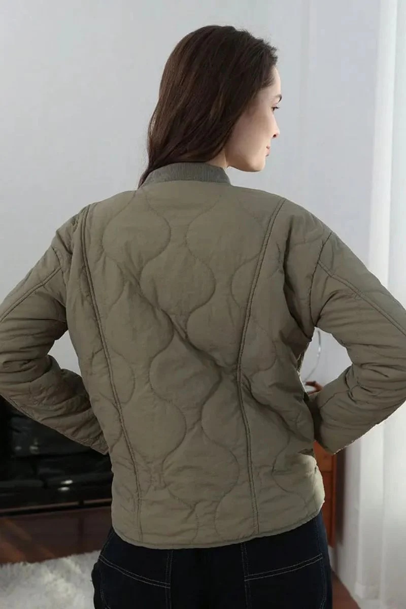 Lightweight Quilted Fit Jacket Wear - Image 4