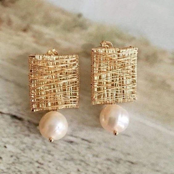 Long Pearl Threader Earrings - Image 2