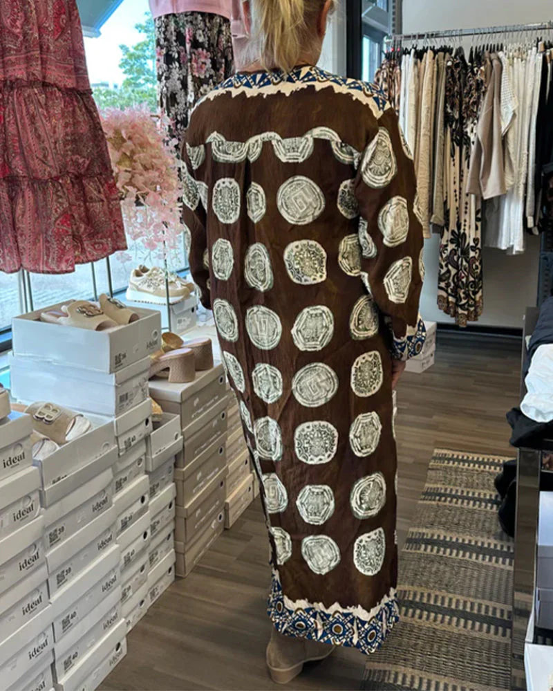 Long-Sleeved V-Neck Printed Dress - Image 12