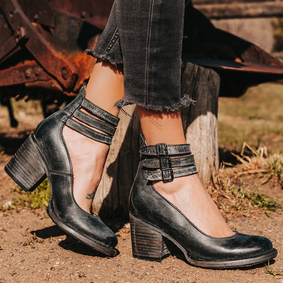 Marisa Clarisse Boots with Timeless Chic Style - Image 17