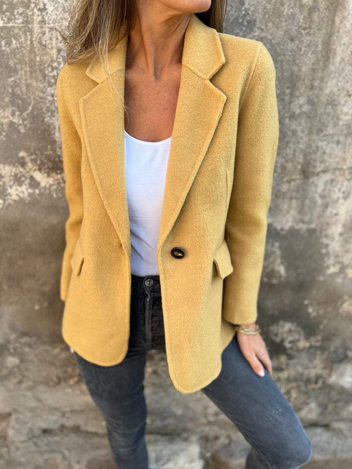 Minimalist Modern Edge Office Blazer - Image 6