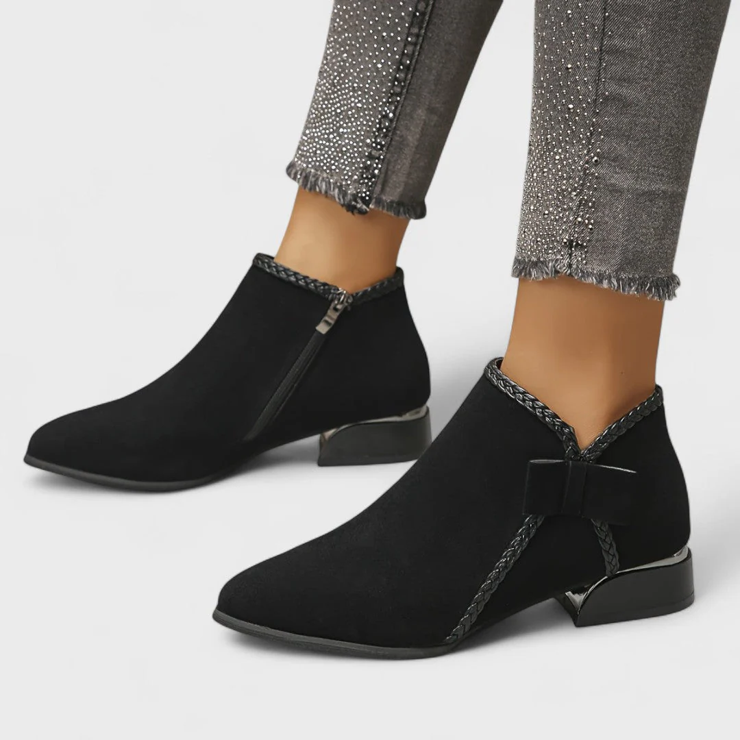 Modern Knit Boots for Everyday Style - Image 15
