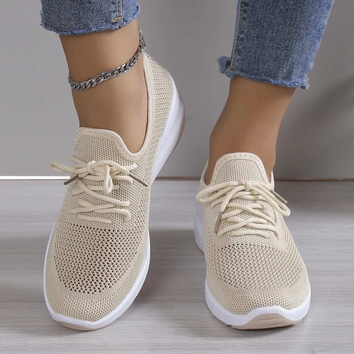 Orthopaedic shoes for women - Image 4