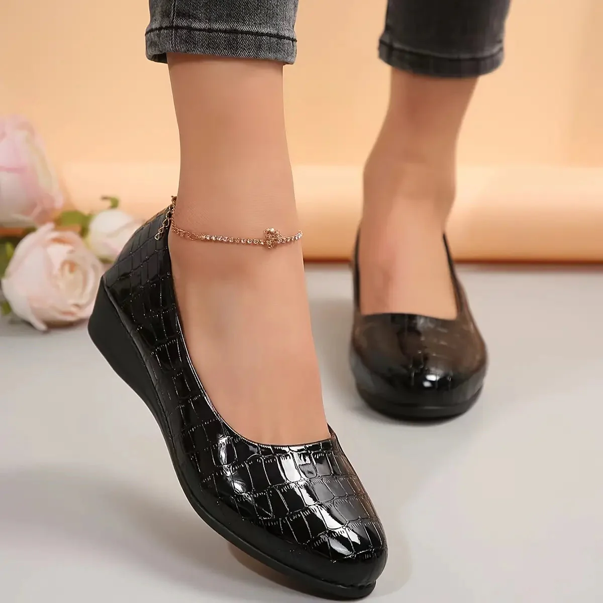 Orthopedic Leather Shoes for Women – Lightweight, Non-Slip & Breathable - Image 13