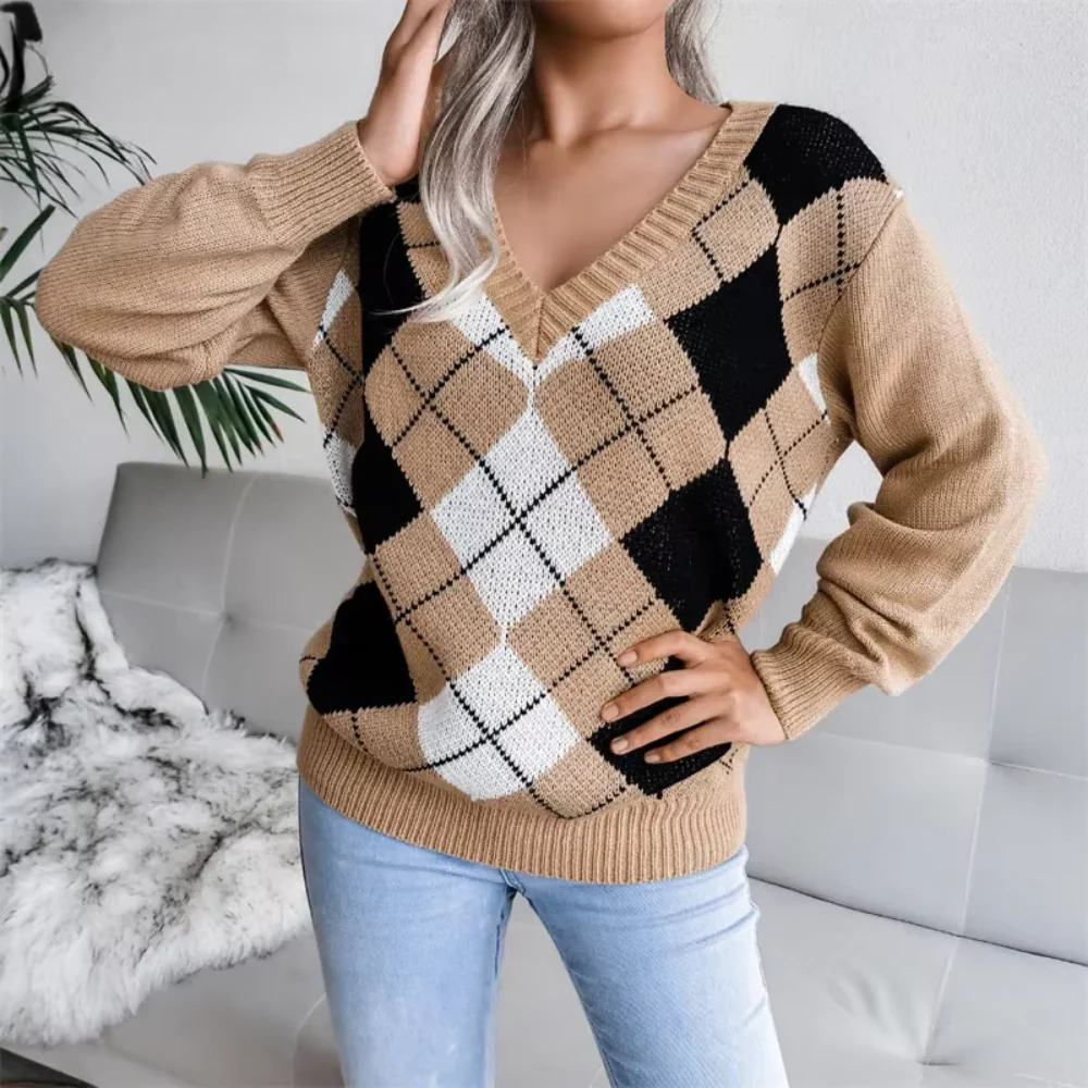 Textured V-Neck Knit Sweater - Image 4