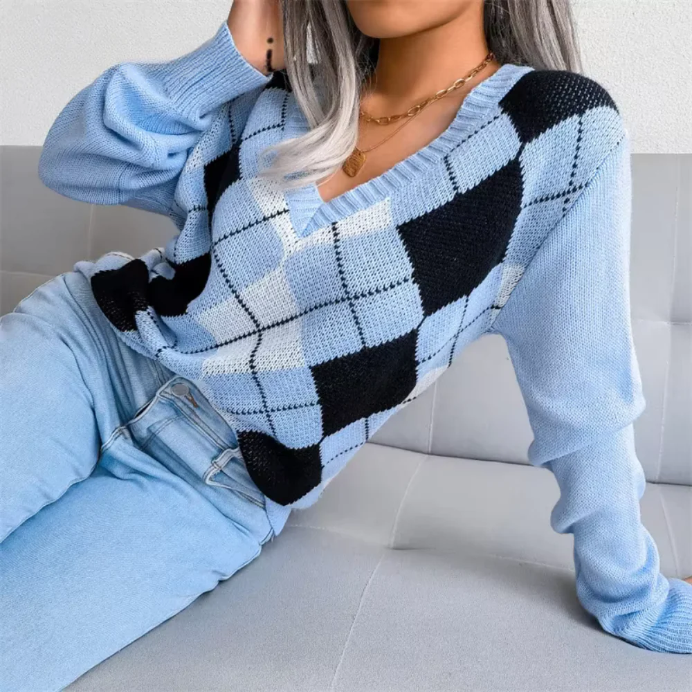 Textured V-Neck Knit Sweater - Image 5