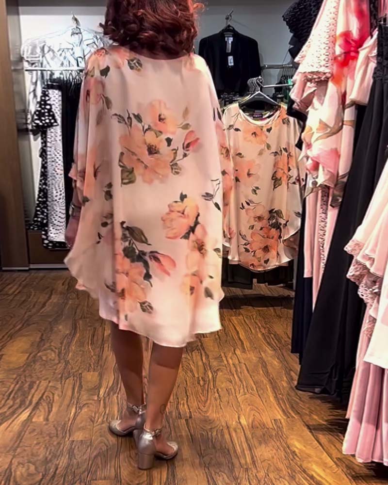 Printed Bat Sleeve Dress - Image 3