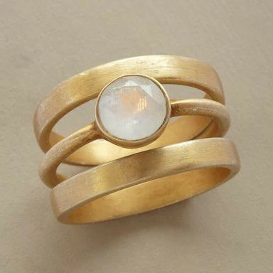 Radiance Polished Moonstone Ring - Image 2