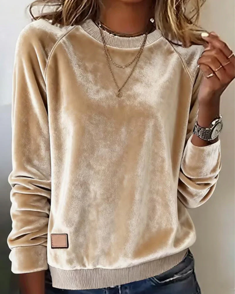 Round Neck Fashionable Sweatshirt - Image 2