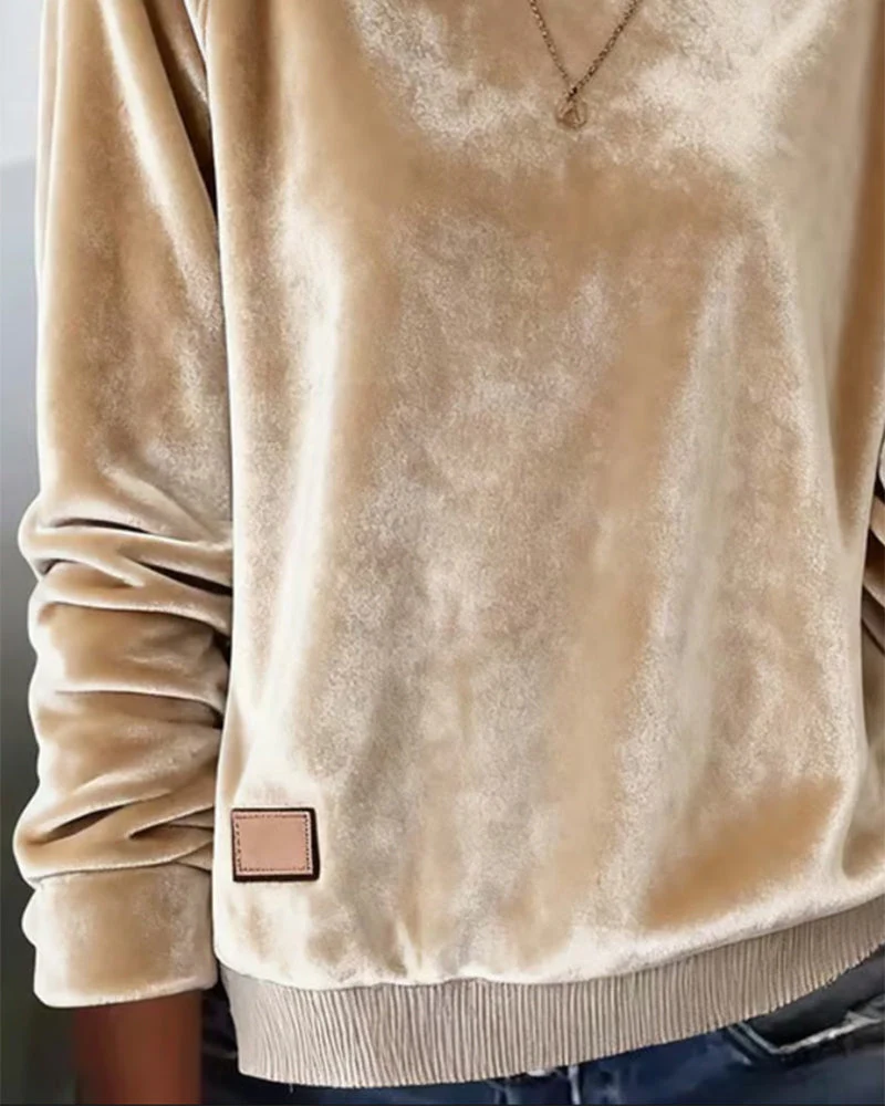 Round Neck Fashionable Sweatshirt - Image 5