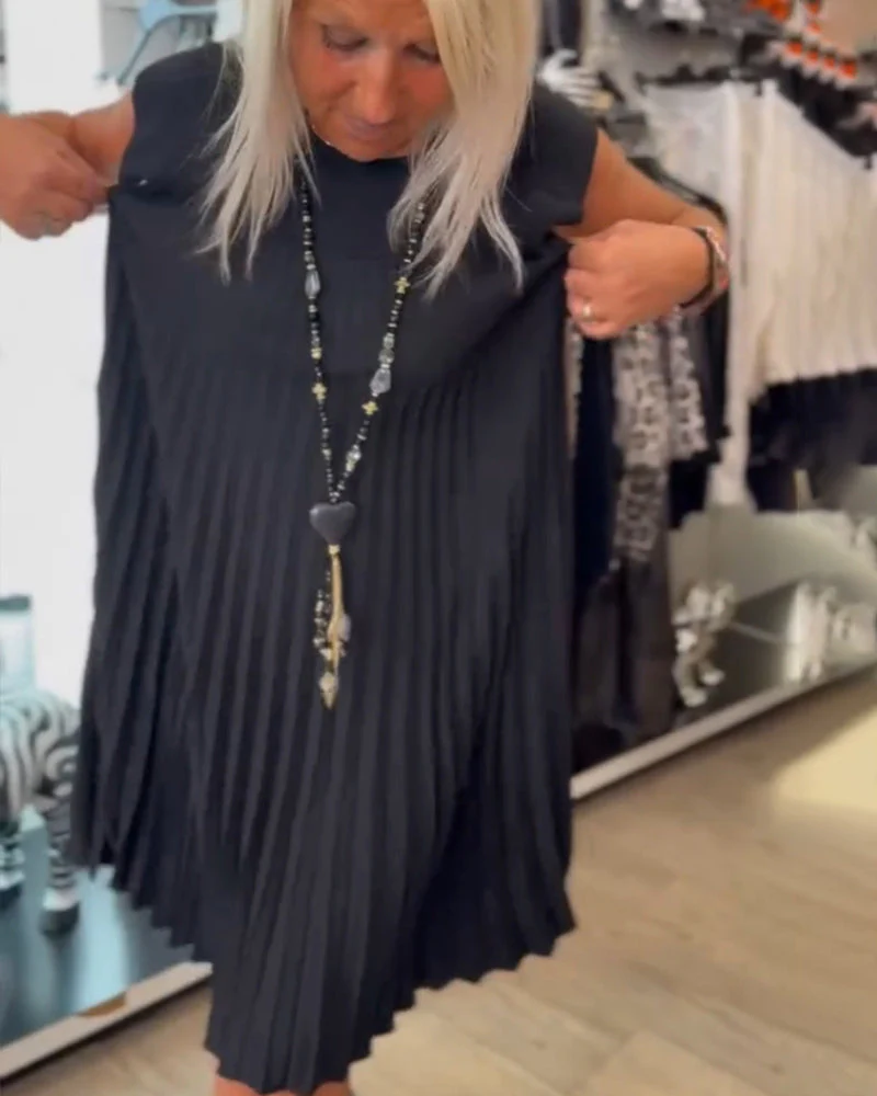Round neck solid color pleated casual dress - Image 33