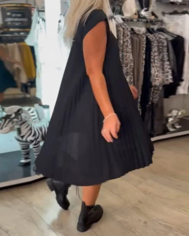 Round neck solid color pleated casual dress - Image 6