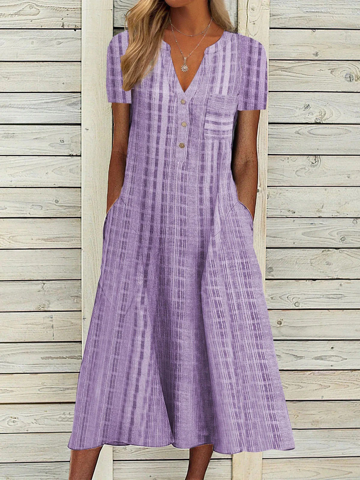 Simple Stripe Dress with Casual Ease - Image 3
