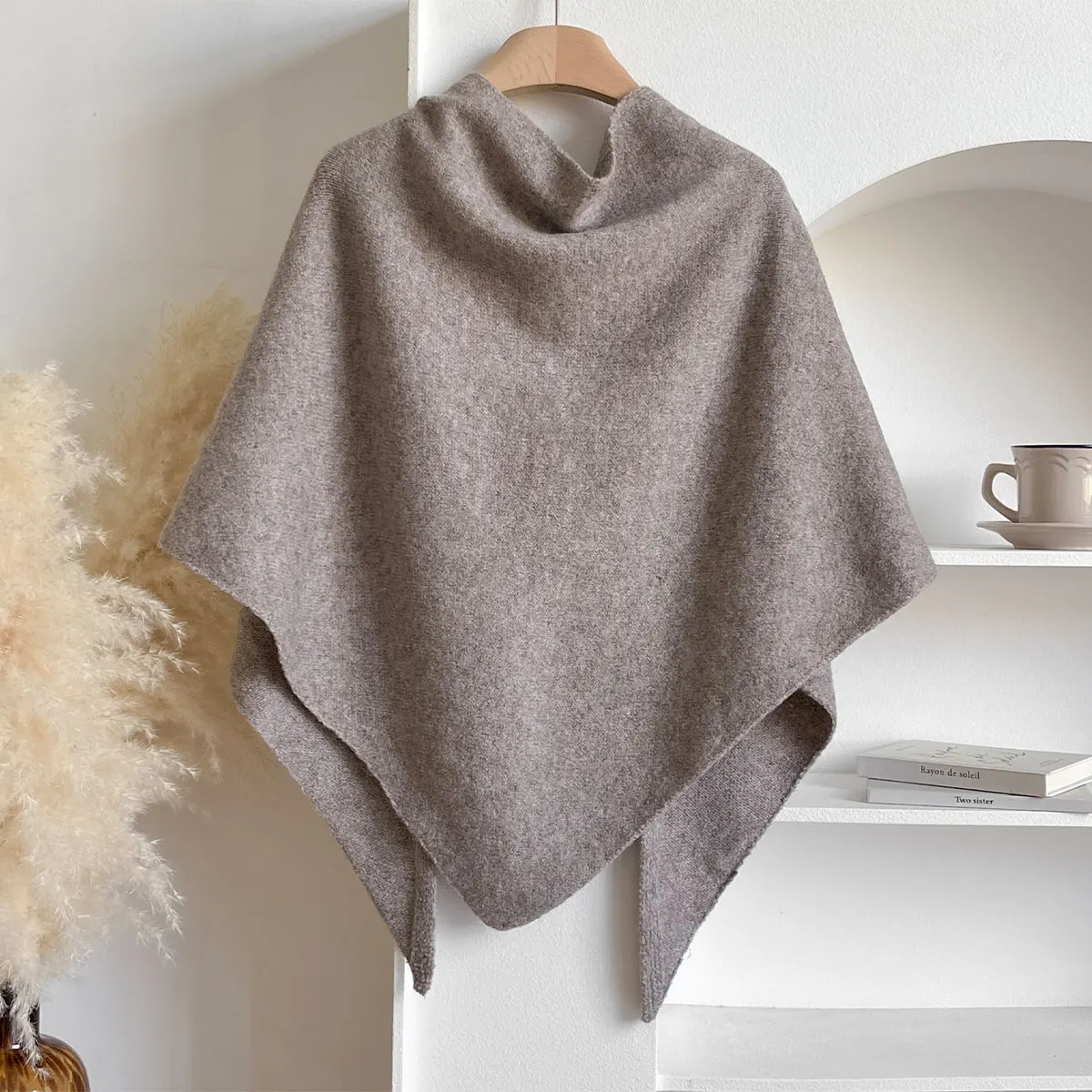 Soft and Stylish Autumn Scarf - Image 22