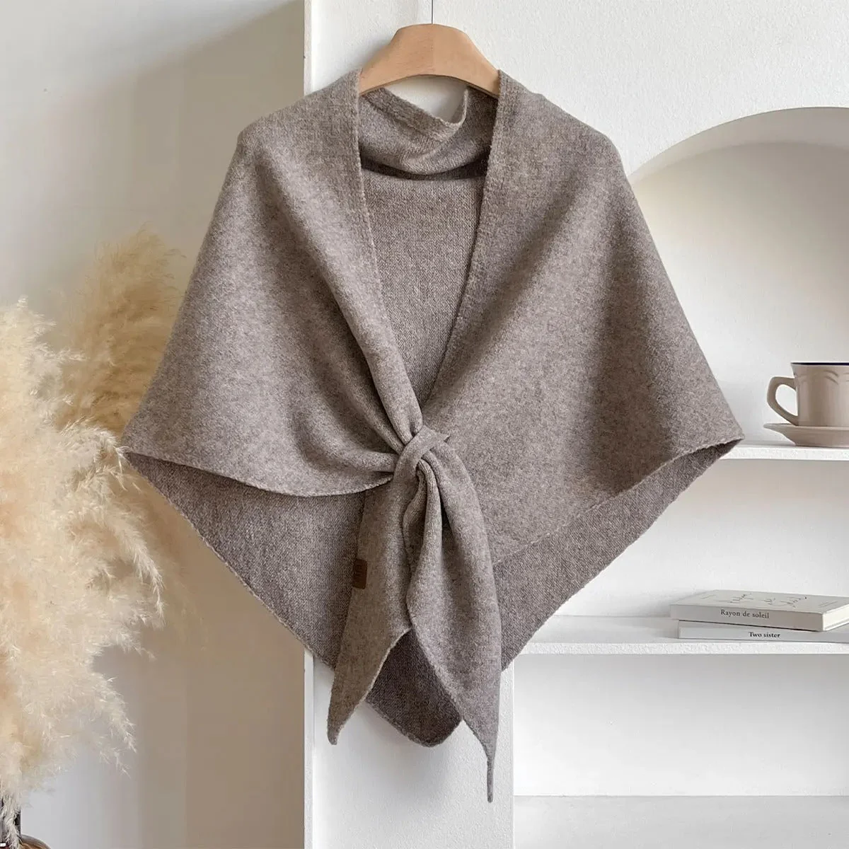 Soft and Stylish Autumn Scarf - Image 7