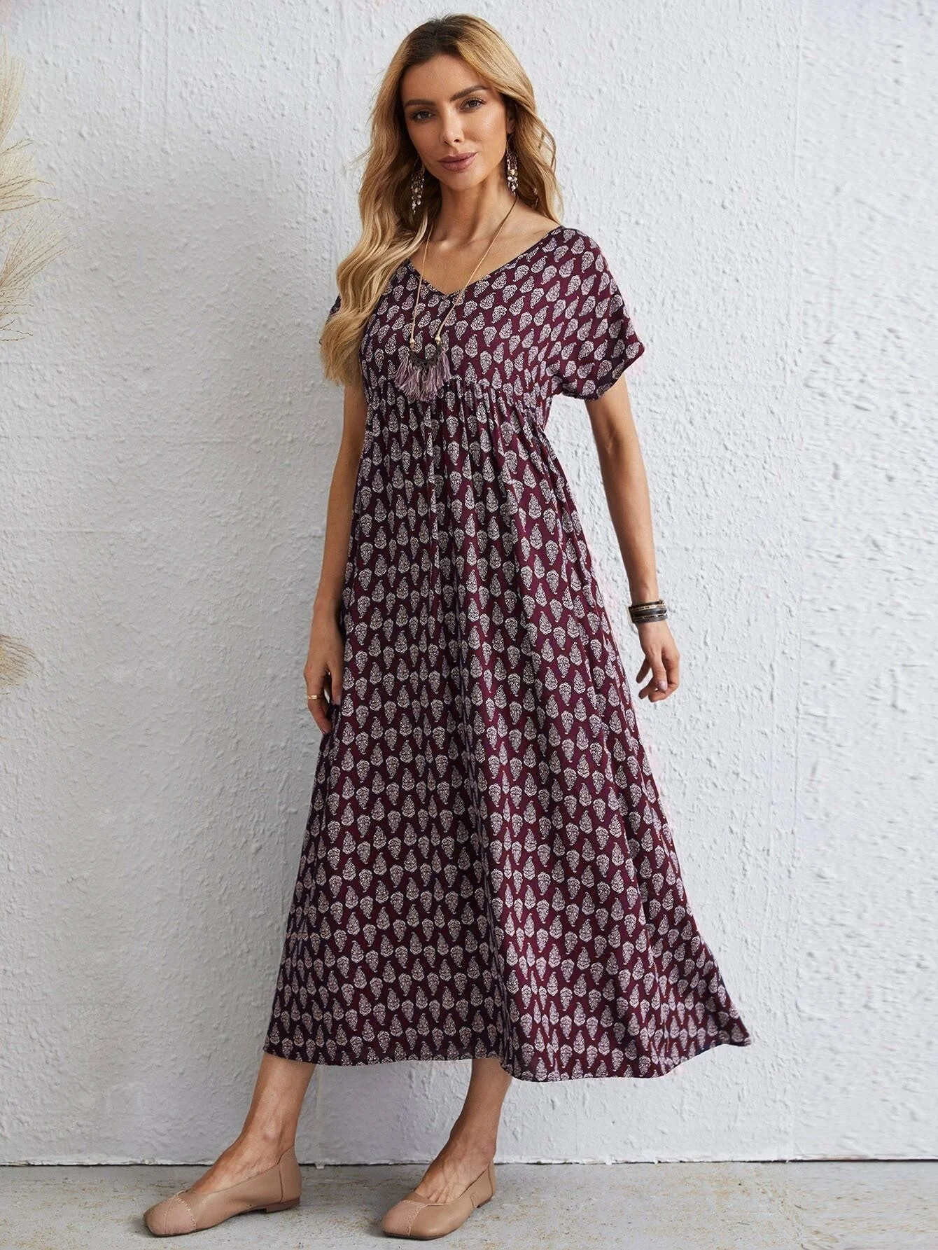 Soft Flowing Maxi Dress with Sleeves - Image 3