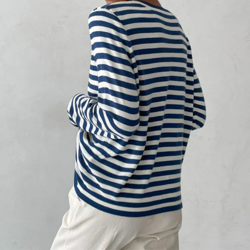 Striped Sweatshirt for Women - Image 12
