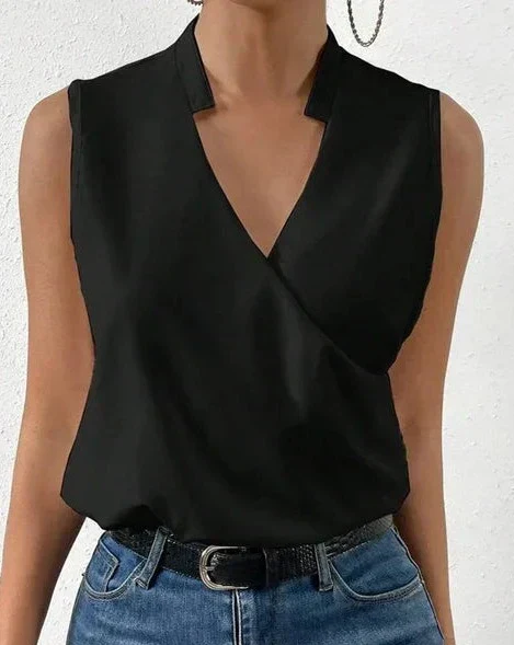 Stylish Blouse with a Timeless Feel - Image 7