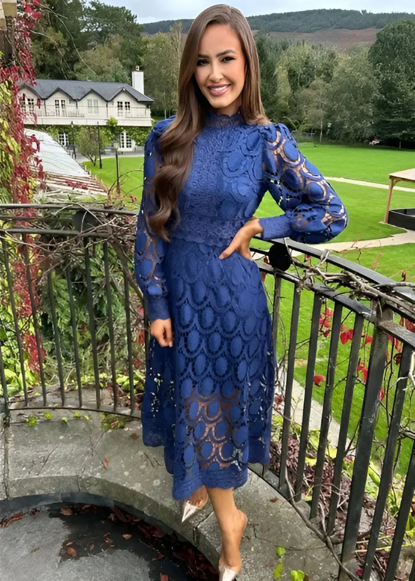 Stylish Flattering Long Dress - Image 8